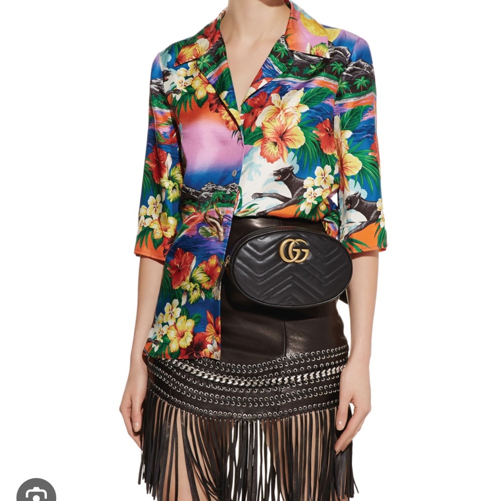 Gucci Marmont Metalasse Belt Bag
Large